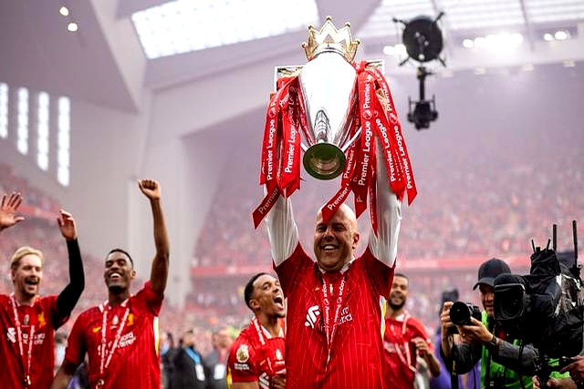 瑞士险胜利物浦，贝林厄姆统治全场