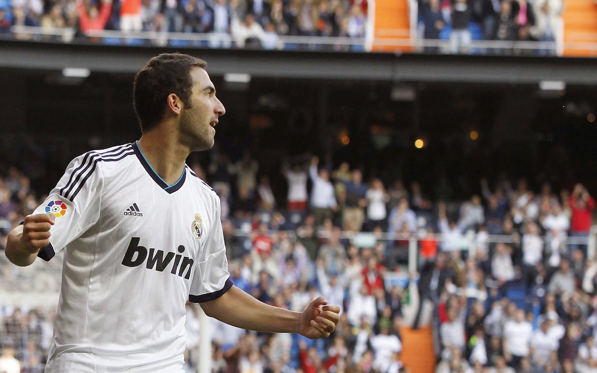 生死线上的致命舞蹈,李刚仁一射定江山,喀麦隆绝境逆转南非